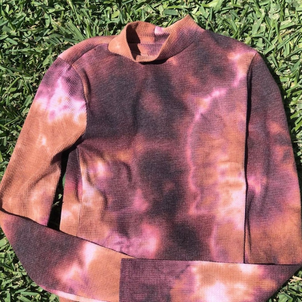 FOREVER 21 Mock Neck Long Sleeve Top